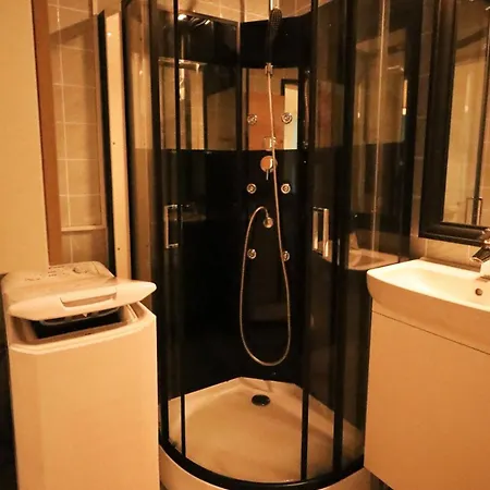 Libo-apartment, Takilatie 5 Appartement *